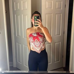 Princess Polly Bandana Top. Size is xs/s, but is adjustable to fit other sizes.